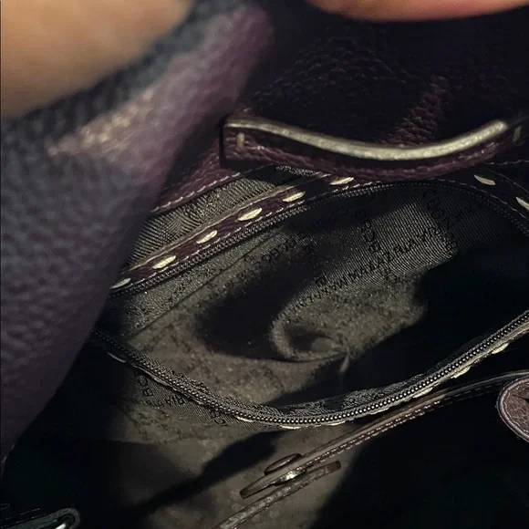 Elegant Eggplant Purple Leather Handbag - Picture 9 of 12